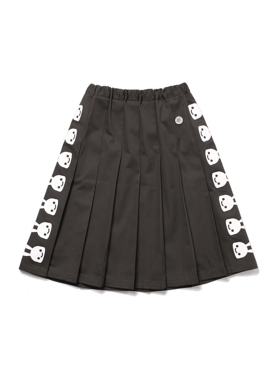 女性のウエストゴムのプリーツスカート｜ウサギがいる｜CUNE ONLINE STORE