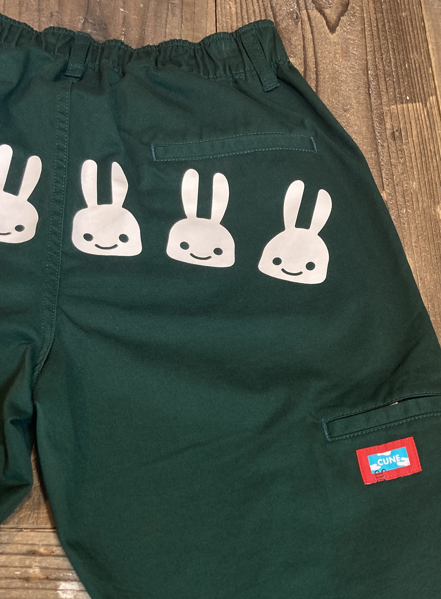 ゴムチノパン｜ウサギがいる｜CUNE ONLINE STORE