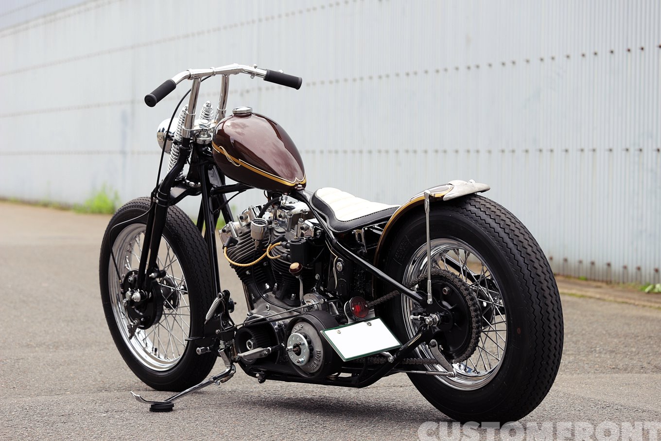 ハーレーショベルのチョッパーボバー FLH 1973年・ホットチョップ
