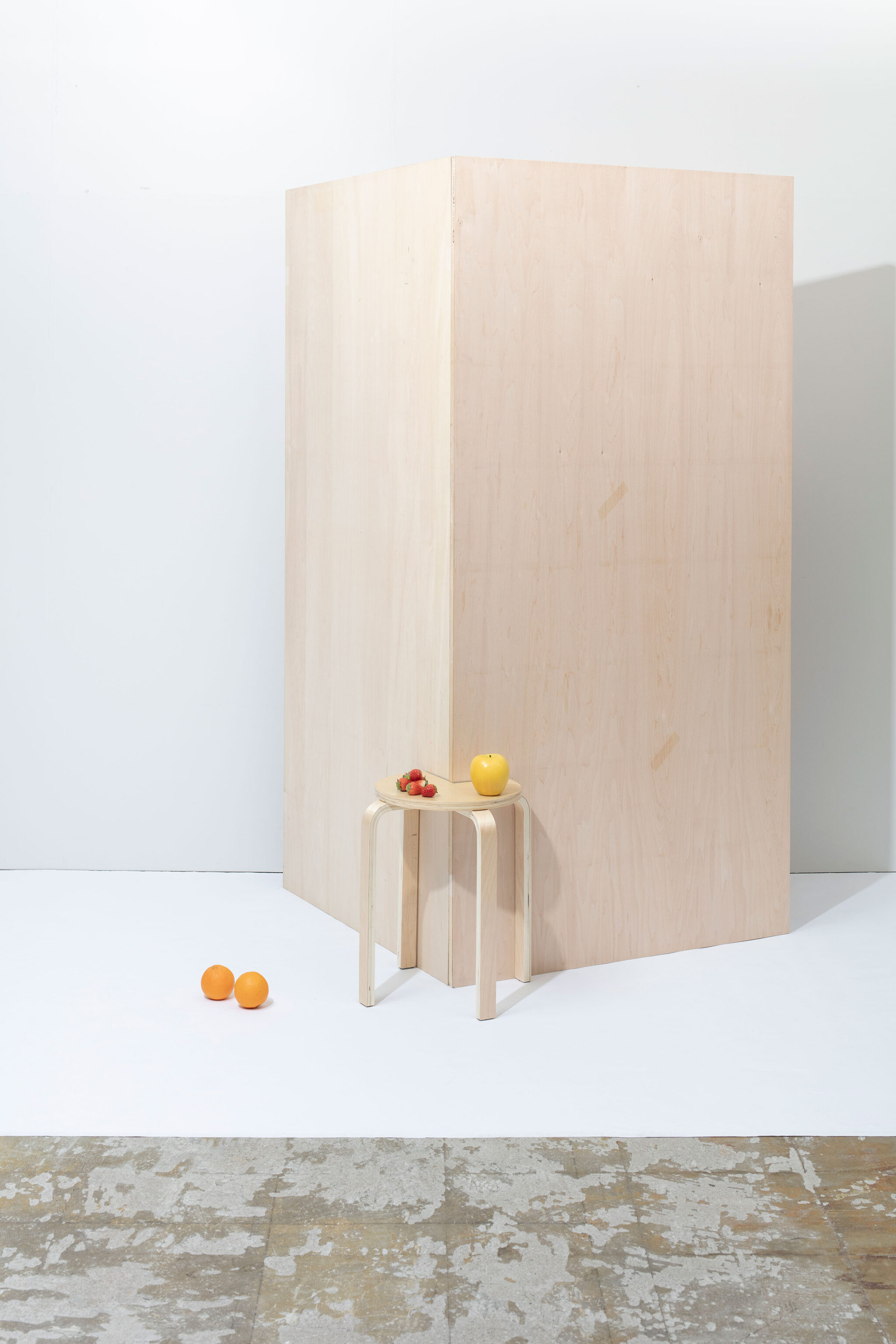 元木大輔 / DDAA LABによる展覧会「Hackability of the Stool」が