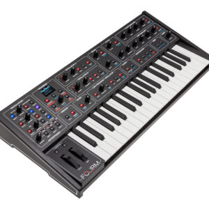 セミウェイトの61鍵 MIDIキーボード｜ M-Audio、「Keystation 61 MK3