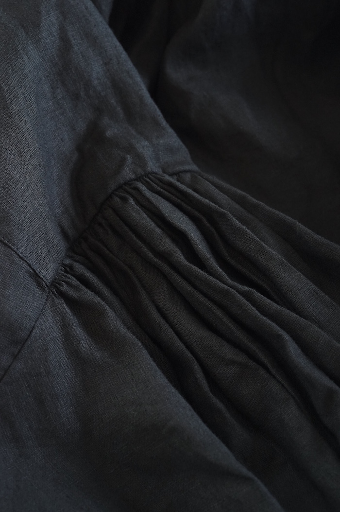12/26 RESTOCK・限定数】majotae tunic botanical dyeing/ BLACK