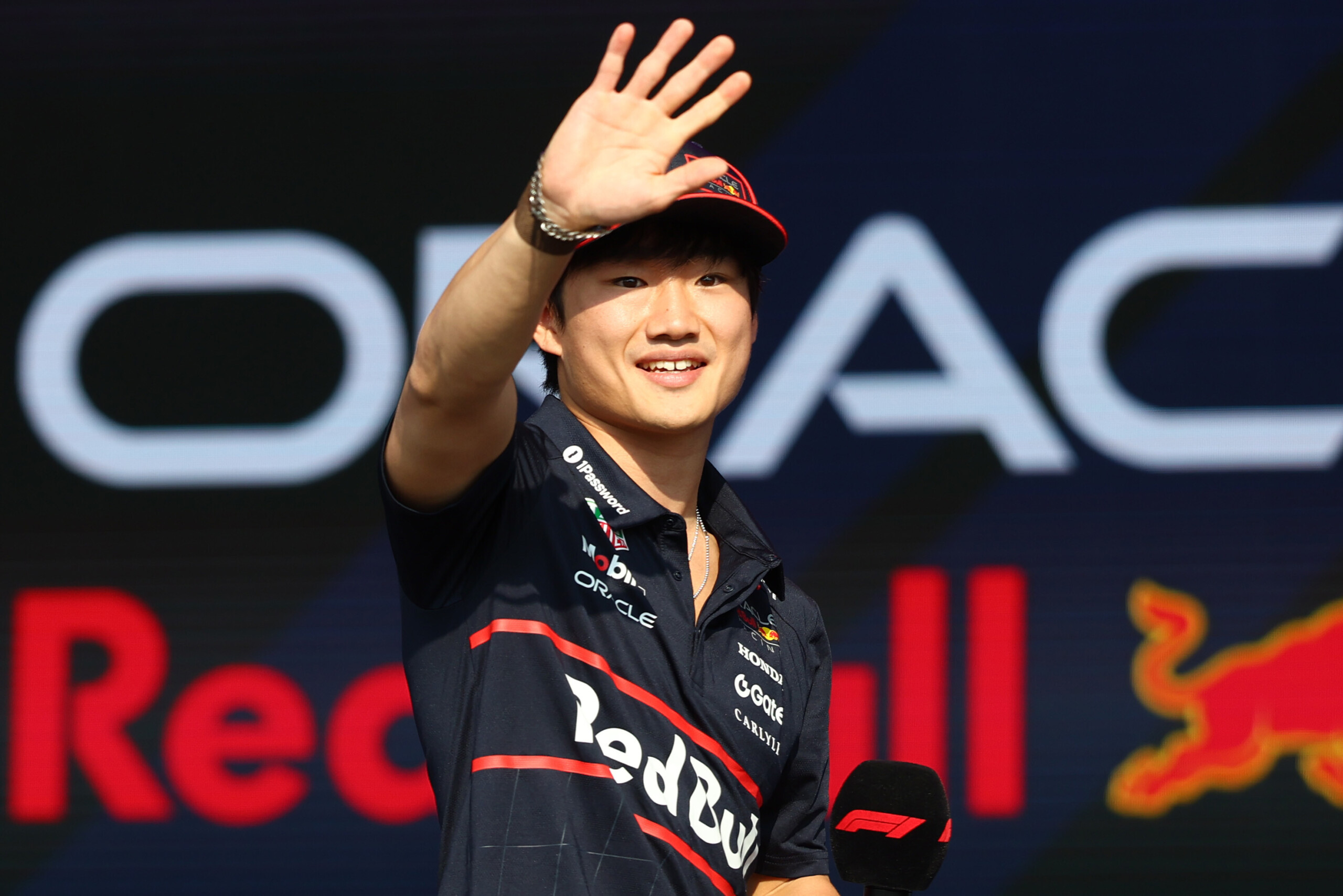 この決断が2027年のF1復帰の可能性を高める」なぜ角田裕毅はレッドブル