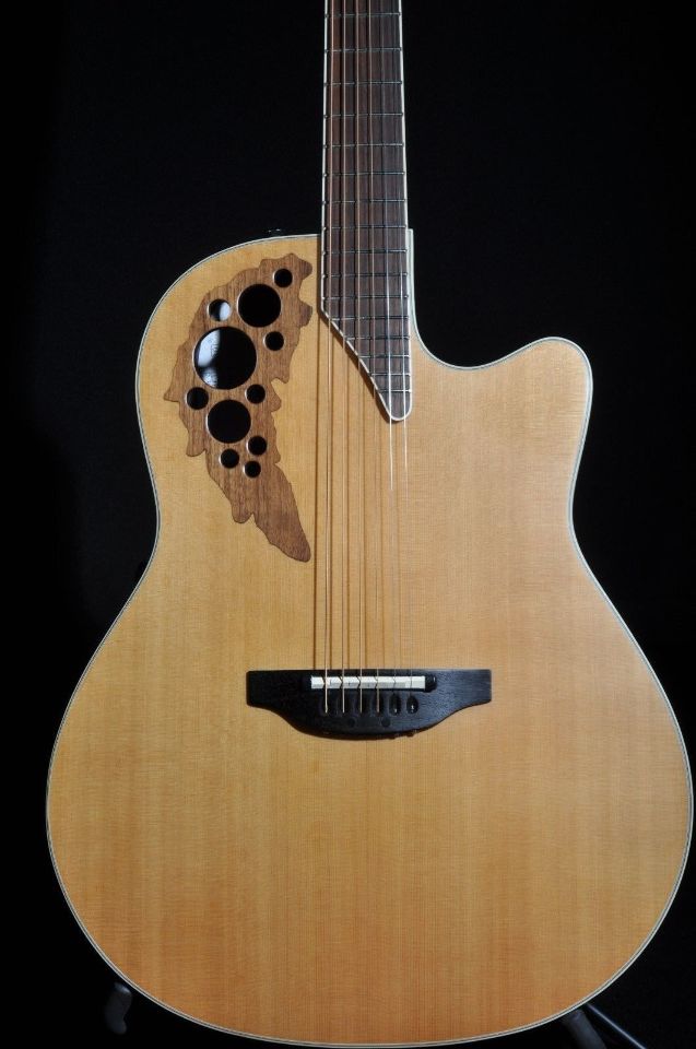 OVATION ELITE T SOLID CEDAR TOP MID BOWL 1778TX-4CS AC/EL GUITAR