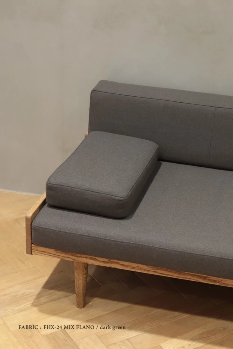 ユッパ momo natural DAY SOFA 2.5Pアームレスト ユッパ momo natural