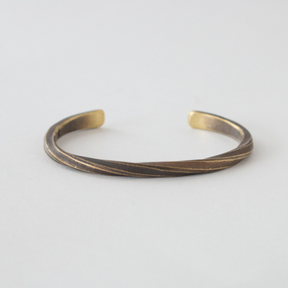 UNISEX バングル STUDEBAKER CUFF WORK PATINA／STUDEBAKER METALS