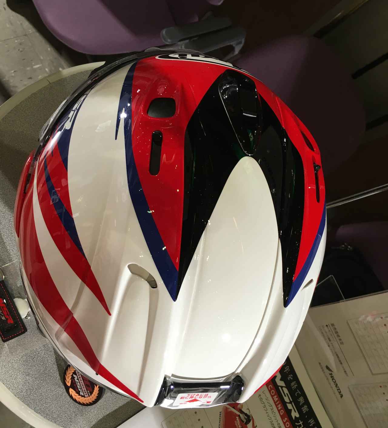NSR250」の30周年記念アイテムが登場！ - webオートバイ