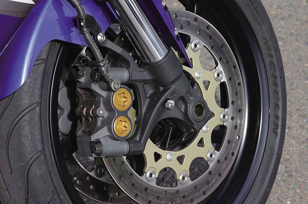 8番目の画像 - 【写真12枚】ヤマハ「YZF-R1」（2004） - webオートバイ