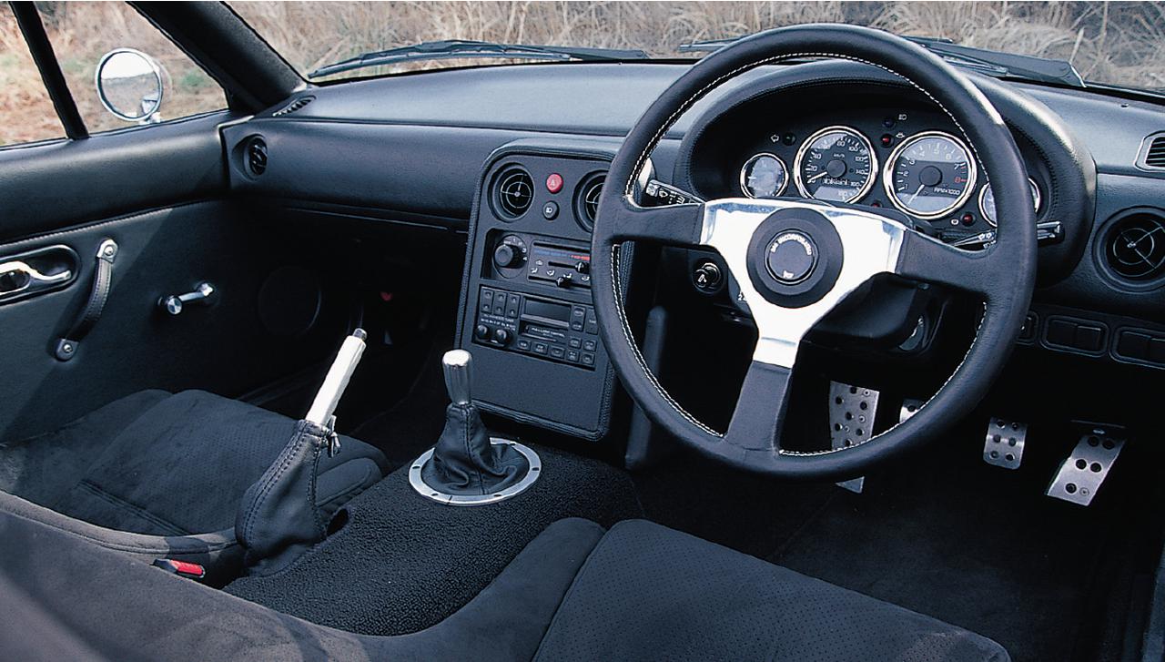 特別なロードスター M2編01】M2の初号機「1001」は超スパルタンな