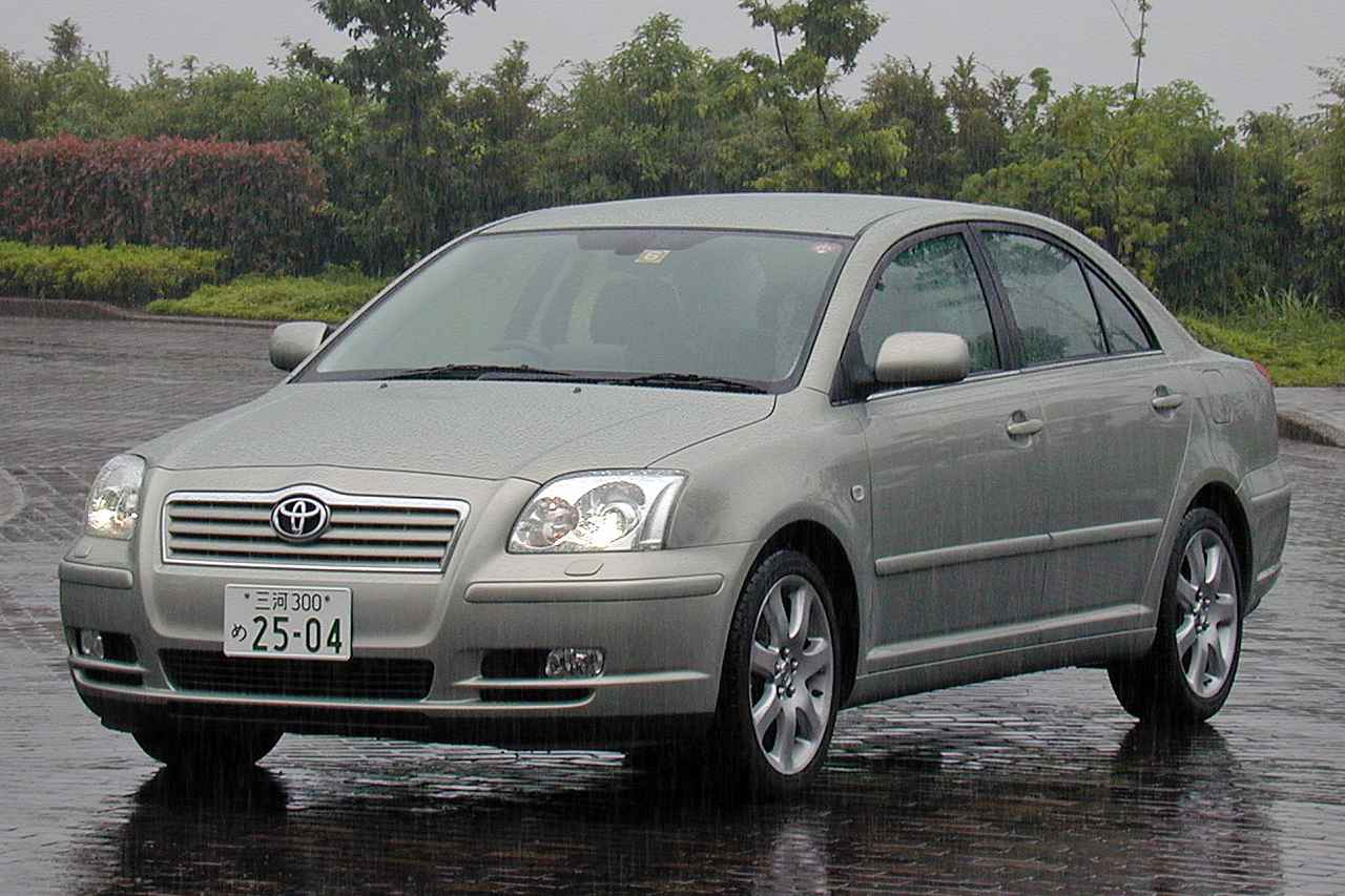 懐かしの国産車 41】欧州トヨタのフラッグシップ、アベンシスが日本に