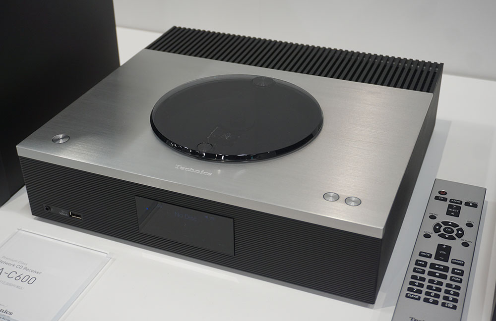 テクニクス、ネットワークCDレシーバー「SA-C600」と、ブックシェルフ