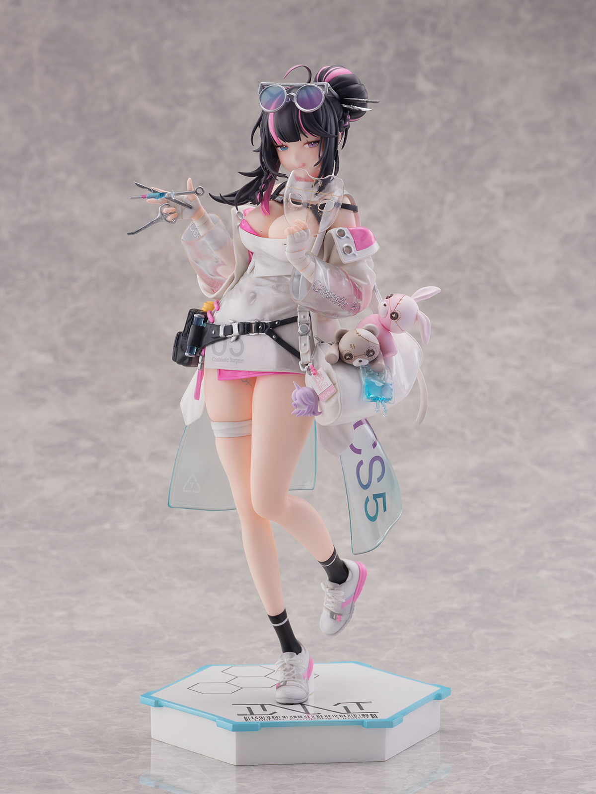 SHIBUYA SCRAMBLE FIGURE ヴィー
