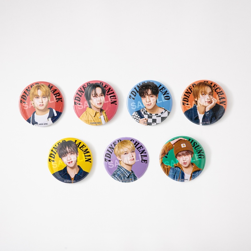ランダム缶バッジ(全7種) | SMTOWN OFFICIAL ONLINE STORE