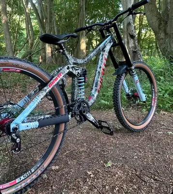 2015 Giant Glory 27.5 2 – Specs, Comparisons, Reviews – 99 Spokes