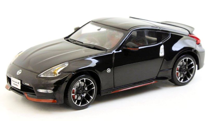 Kyosho Nissan Fairlady Z NISMO (Z34) - Black & White