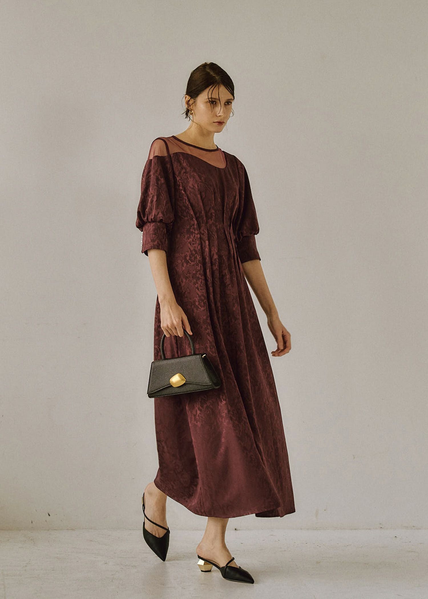 Meandering waist tuck flare dress｜LE'RURE