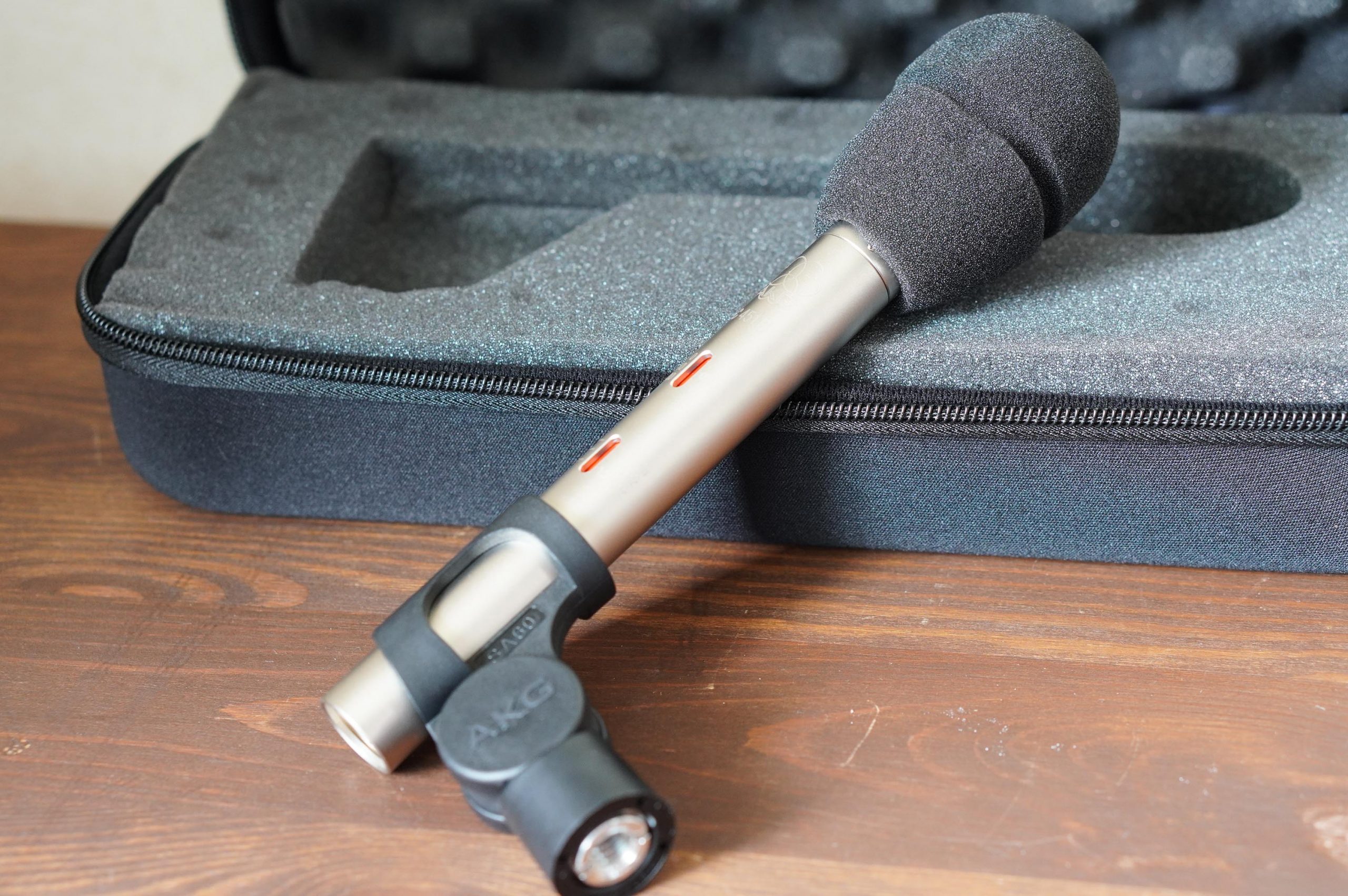 AKG C451Bの使用レビュー！アコギ録音にたまらない相性を発揮してくれ