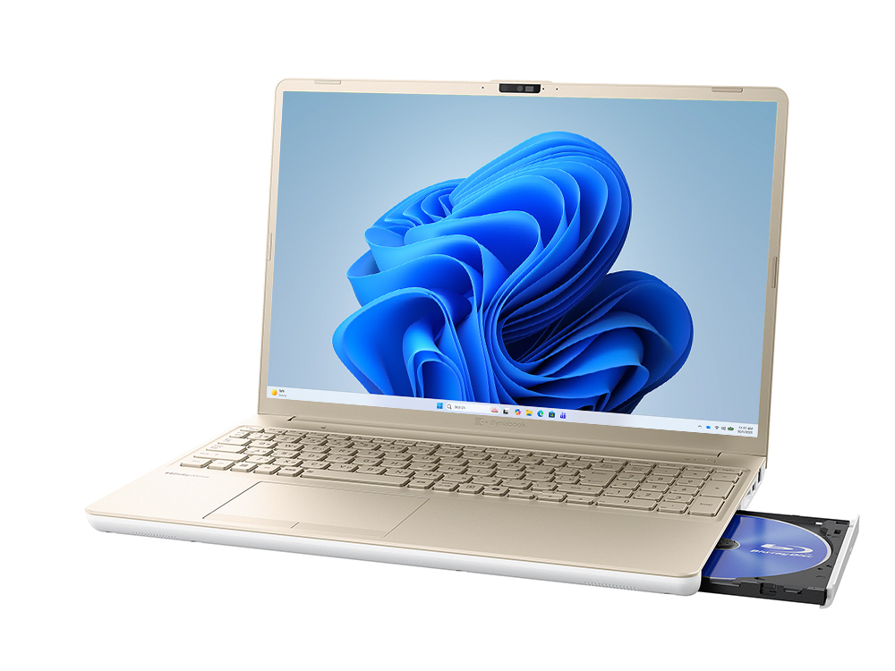 すぐ使える✨初心者OK！ゴールド東芝ノートPC/Corei7快速SSD薄型カメラ