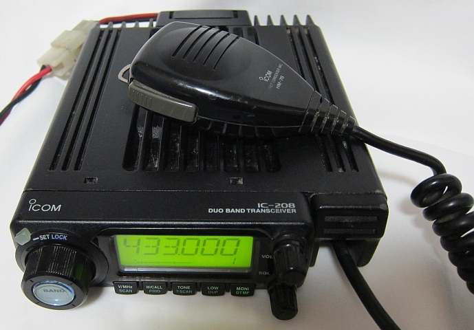 アイコムIC-208 20w アマチュア無線 アイコム IC-208 20w アマチュア無線機