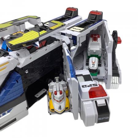 BANDAI 特捜戦隊デカレンジャー 超巨大起動DX デカベースロボ