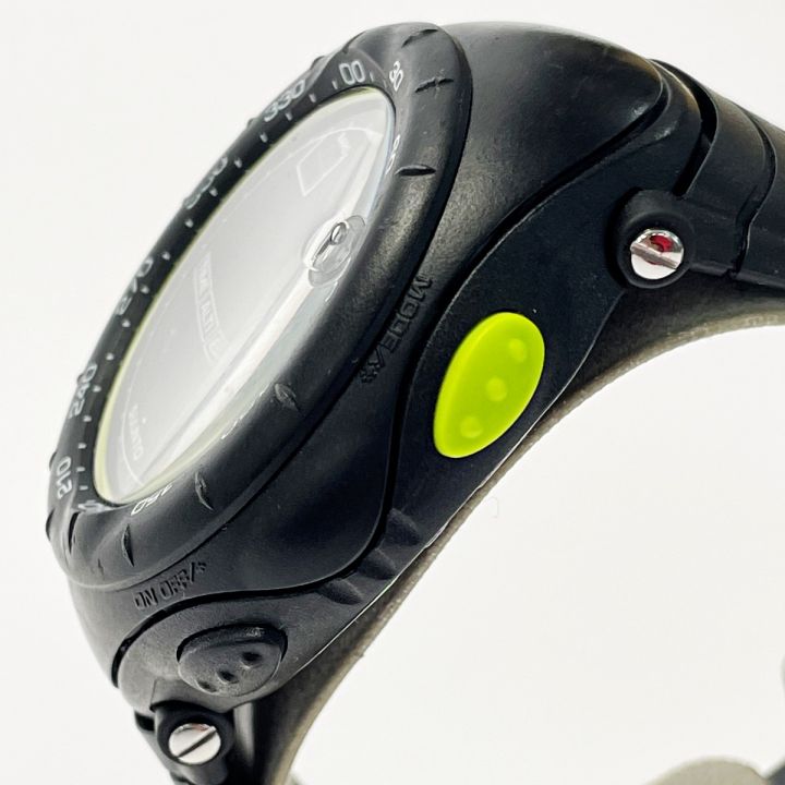 SUUNTO スント VECTOR ベクター ブラックライム クォーツ デジタル
