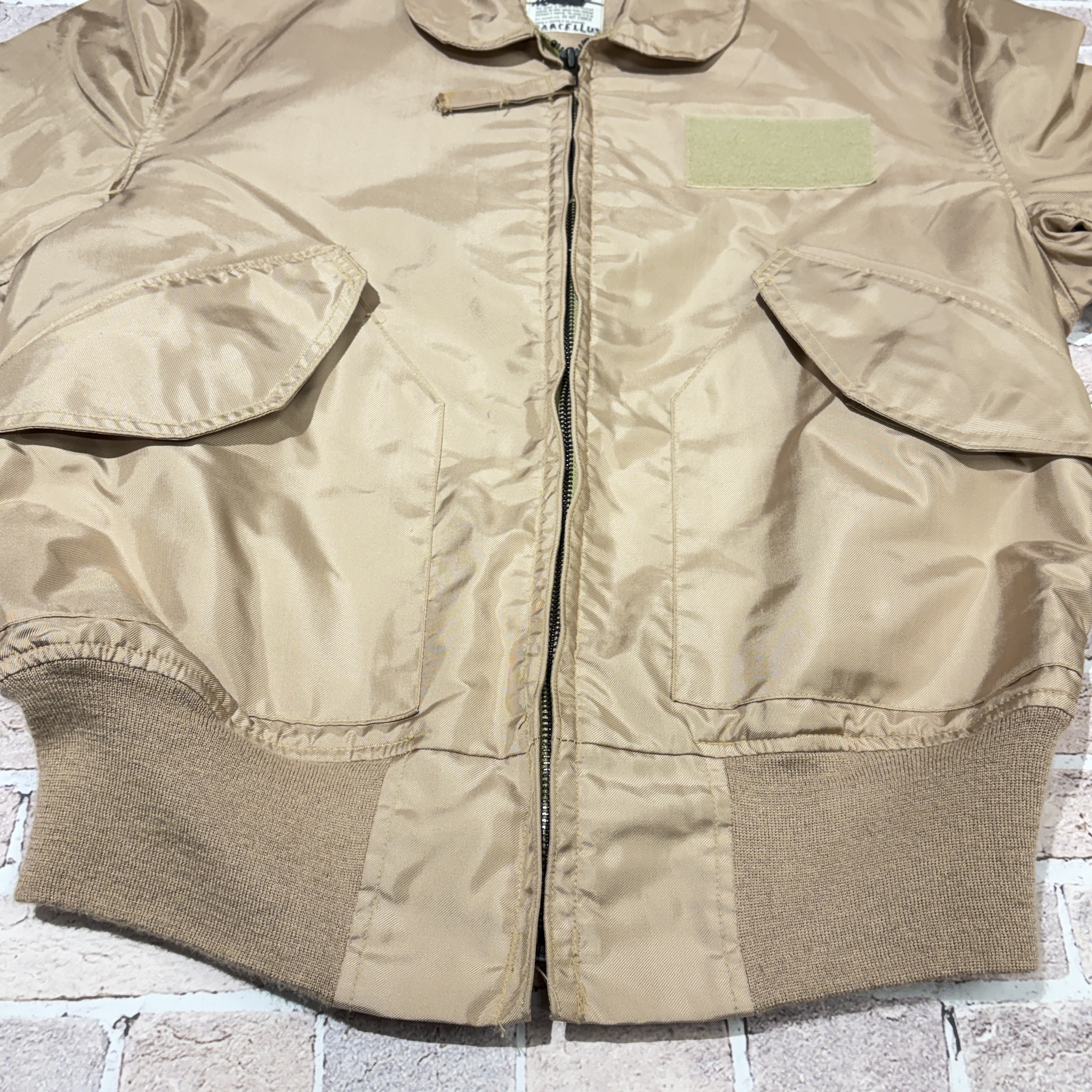 US AIR FORCE CWU-36P FLIGHT JACKET 2005 「ベージュ、サイズM