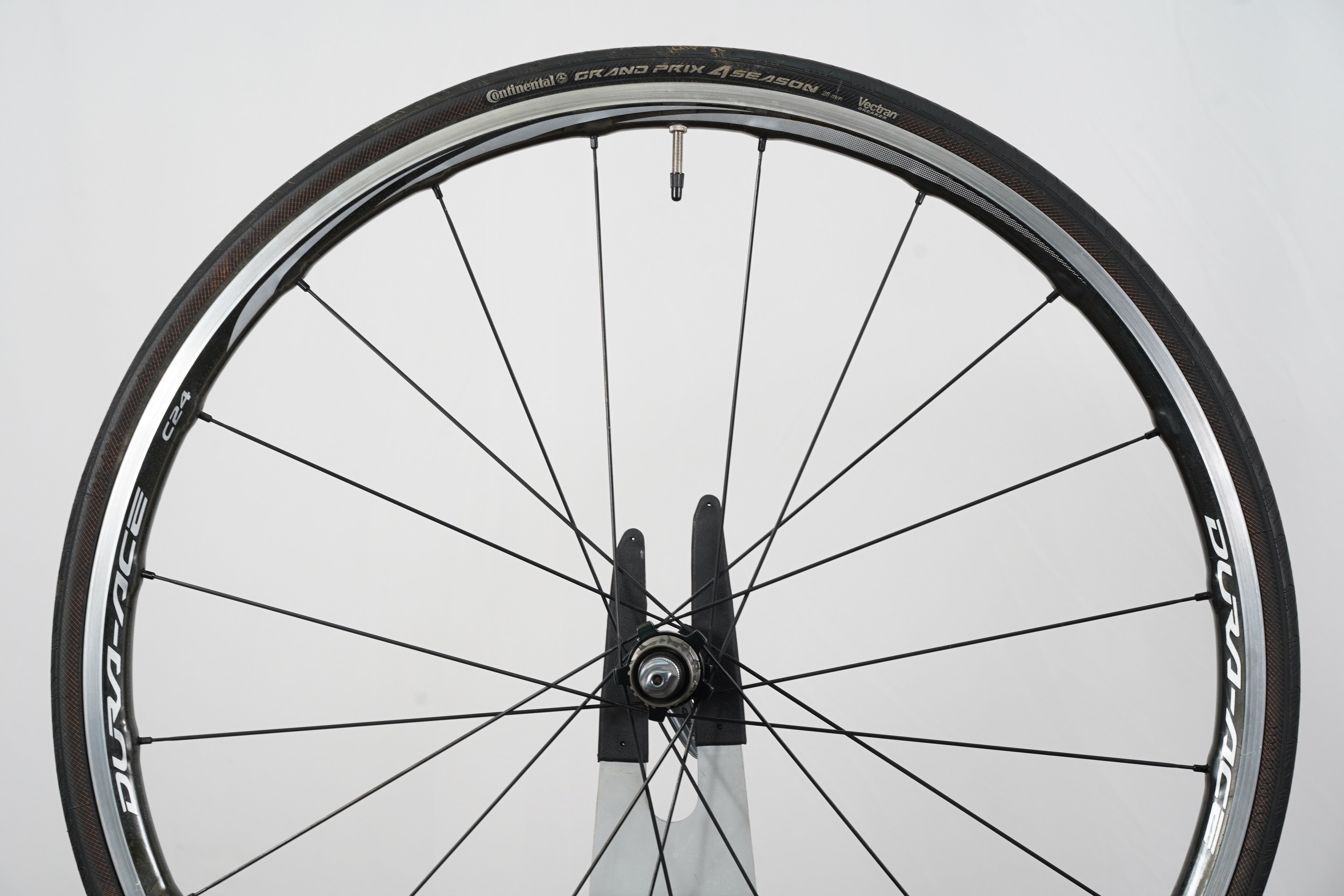 Shimano Dura-Ace WH-9000 C24 Carbon Clincher Rim Brake Wheelset 11