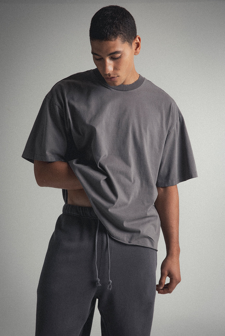 OVERSIZED CROP CORE TEE in VINTAGE GREY – Elwood Clothing