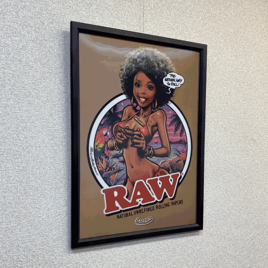 RAW GIRLS 2” LENTICULAR ANIMATION POSTER – EROSTIKA