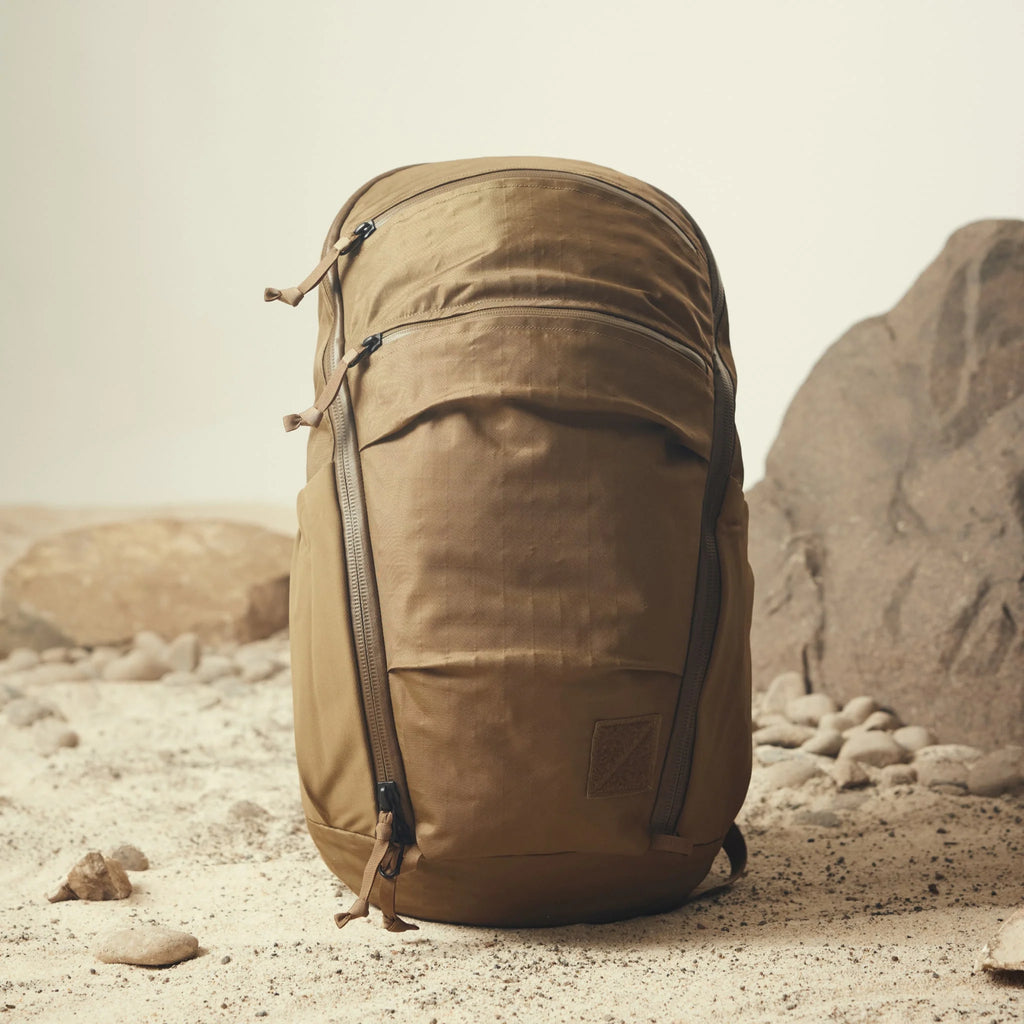 MOUNTAIN PANEL LOADER 22L - ECOPAK – EVERGOODS Japan