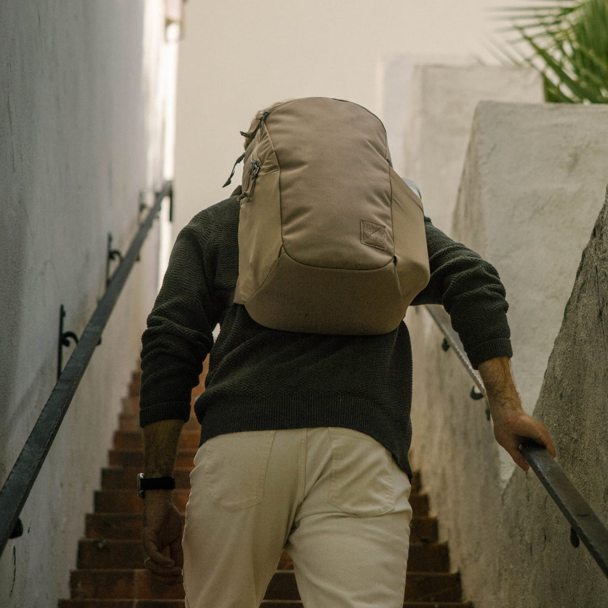 EVERGOODS - Civic Half Zip | The Classic Daybag Upgraded