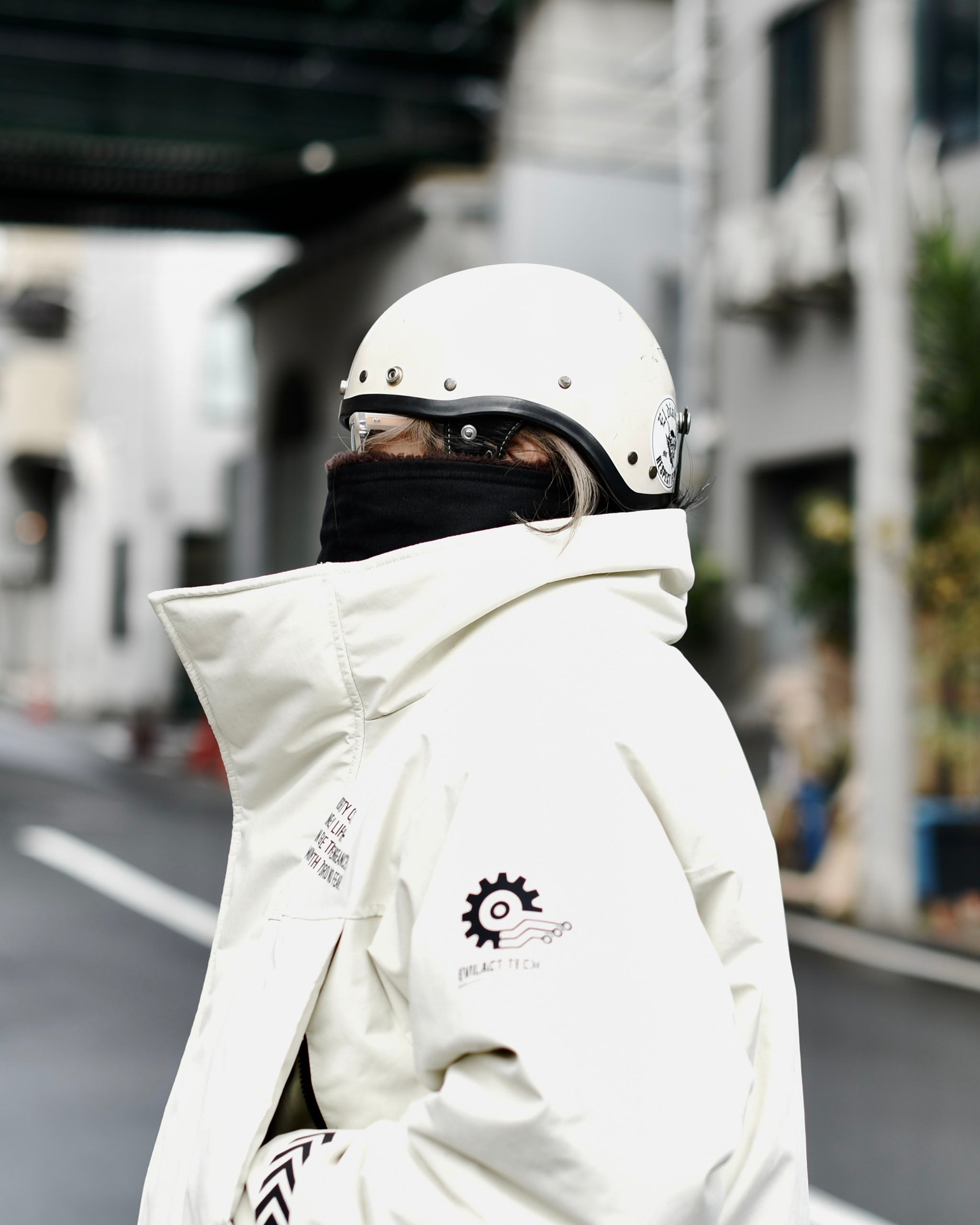EVILACT DECK NECK WARMER brown | EVILACT (イーブルアクト）Official