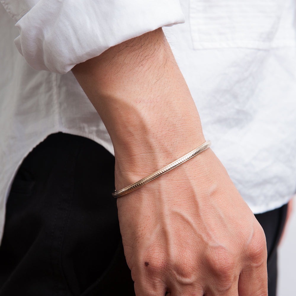 FANTASTIC MAN BANGLE 621-2