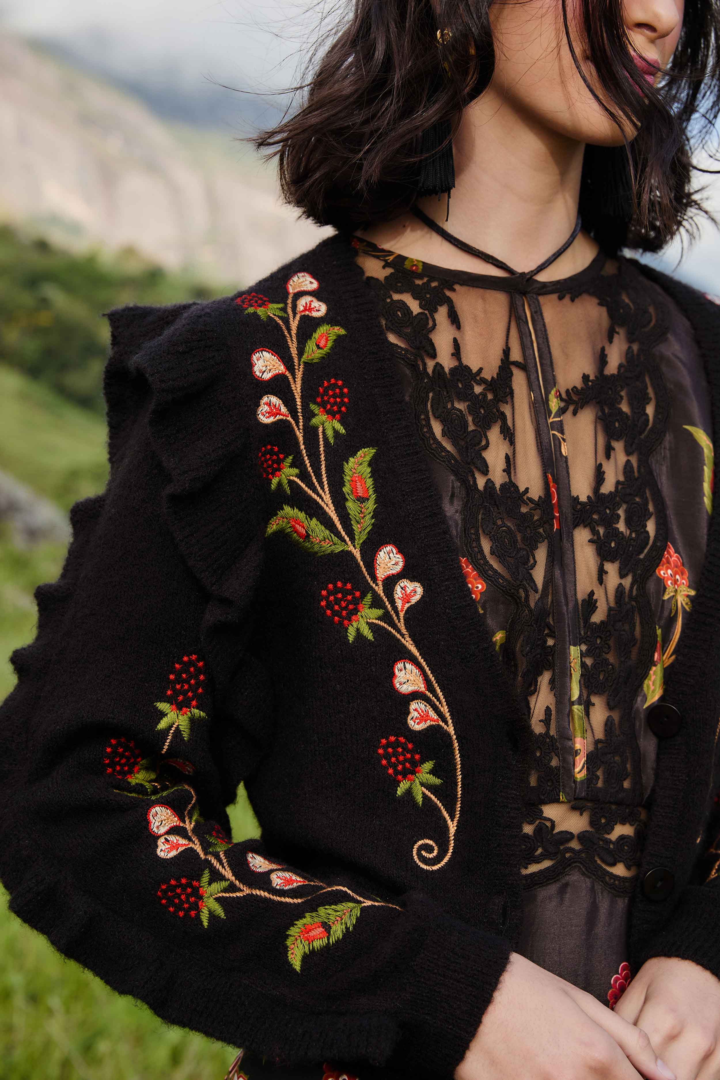 Black Berry Embroidery Knit Cardigan | FARM Rio