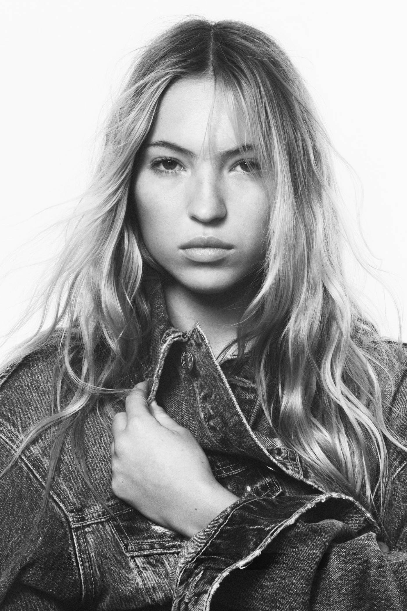 Lila Moss by David Sims for Zara Denim Spring-Summer 2024 Ad