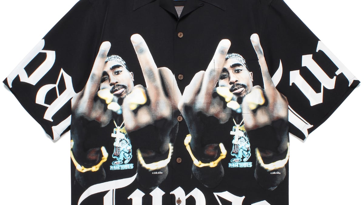 2PACのハワイアンシャツが登場、ワコマリアが新作を発売