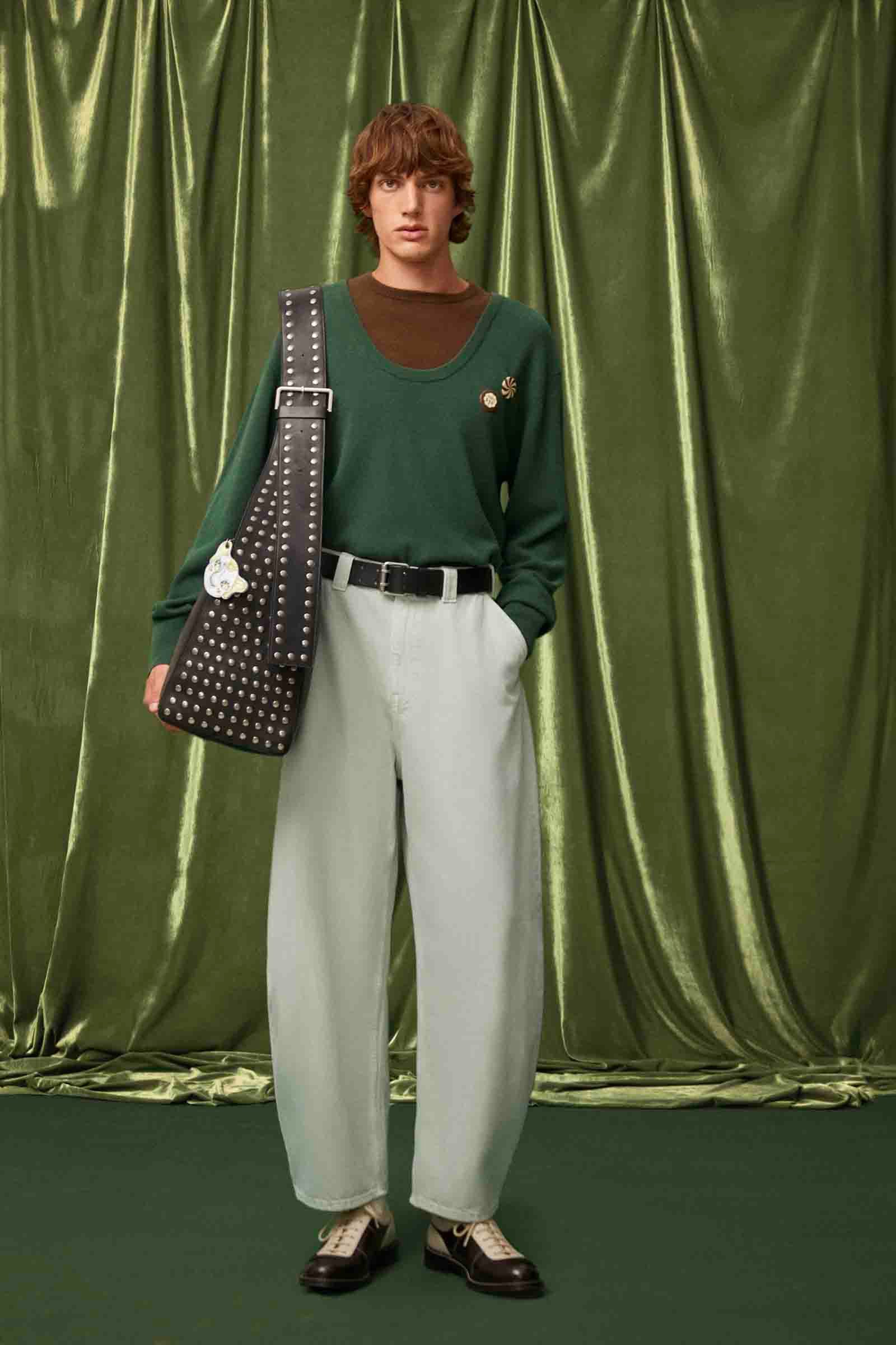 ZARA」がハリー・スタイルズのスタイリストとのコラボ第2弾、カオスな