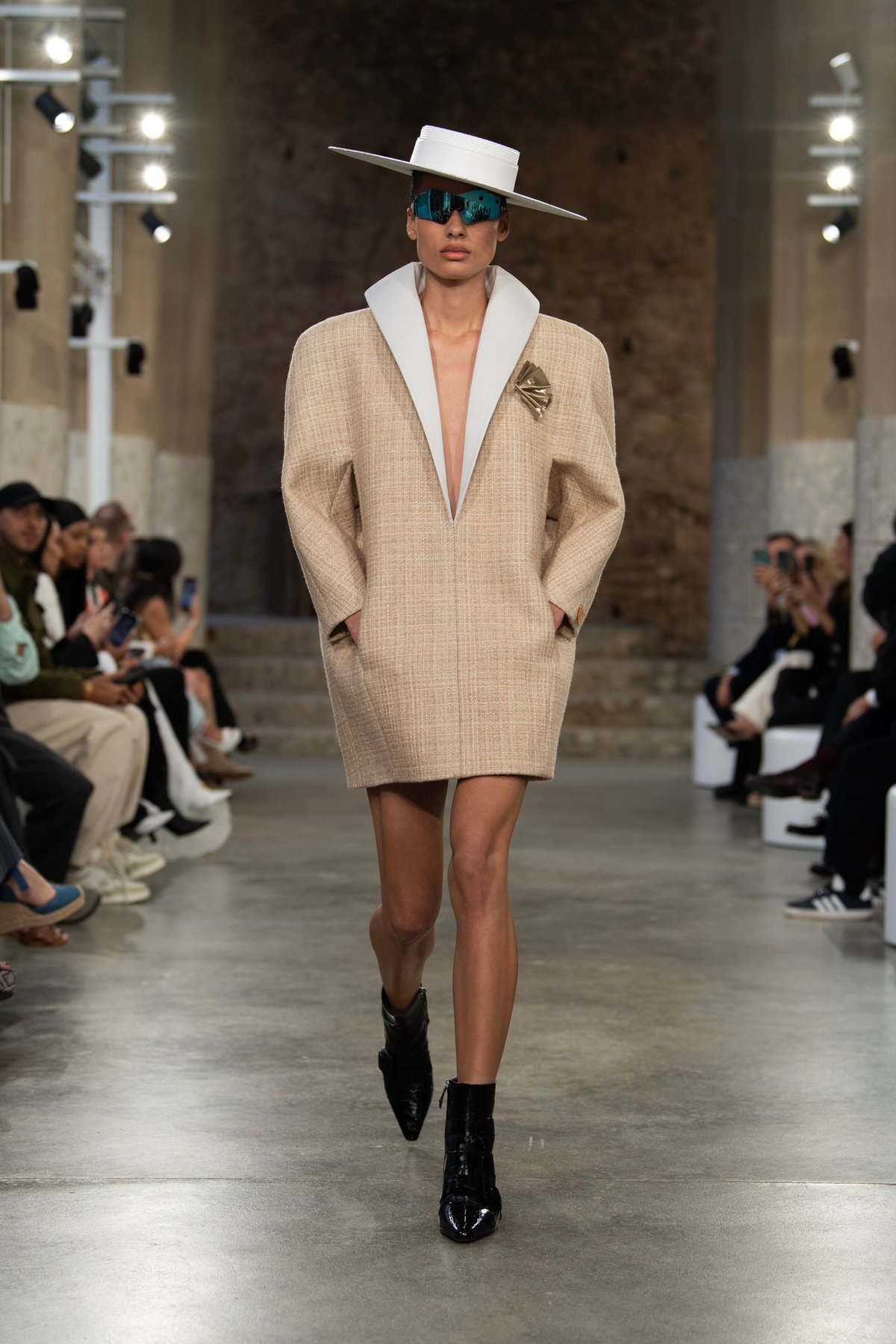 LOUIS VUITTON -Women's- 2025 Cruise Collection | 画像55枚