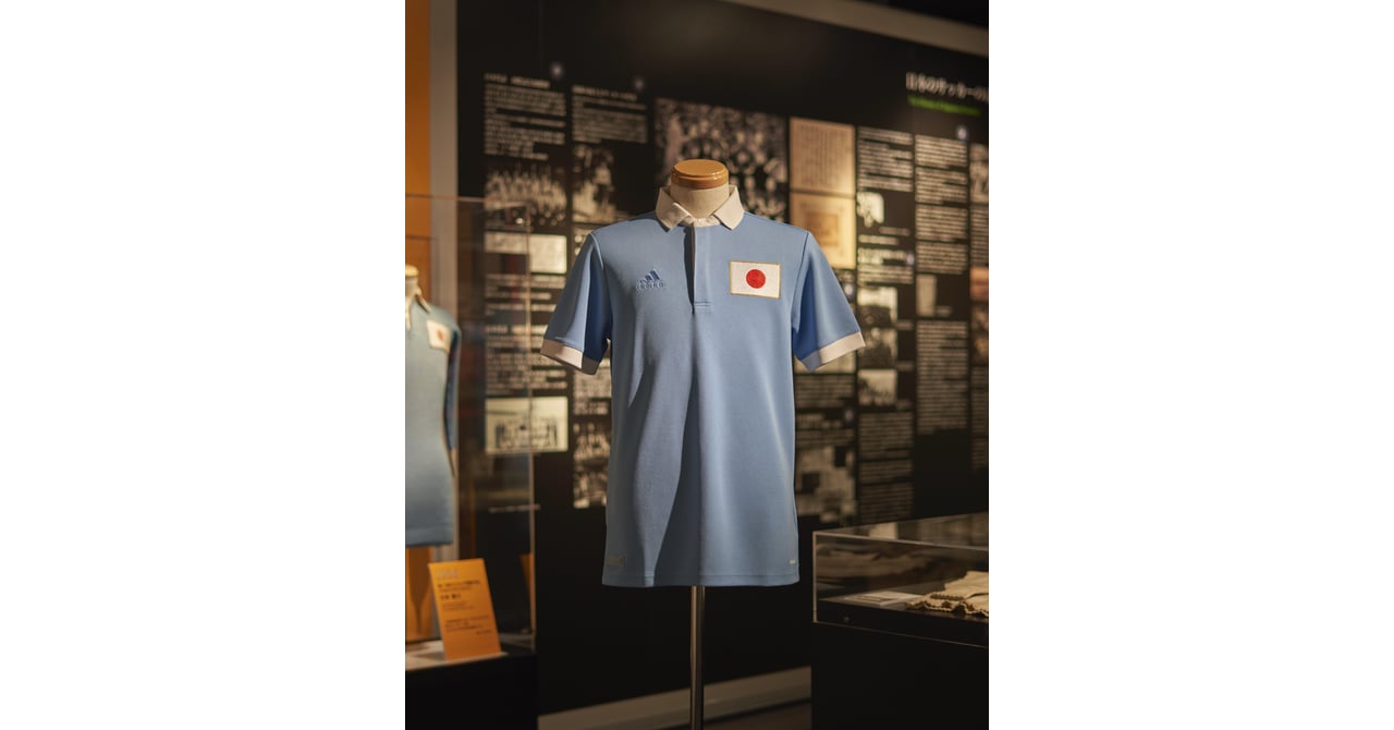 アディダスがサッカー日本代表100周年記念ユニフォーム発売、1930年代