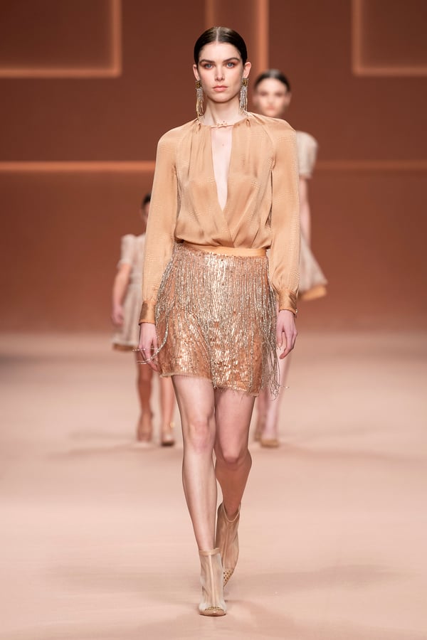 Elisabetta Franchi 2020-21年秋冬 | ミラノ | 画像69枚 - FASHIONSNAP