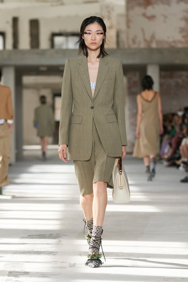 DRIES VAN NOTEN -Women's- 2024年春夏コレクション | パリ | 画像65枚