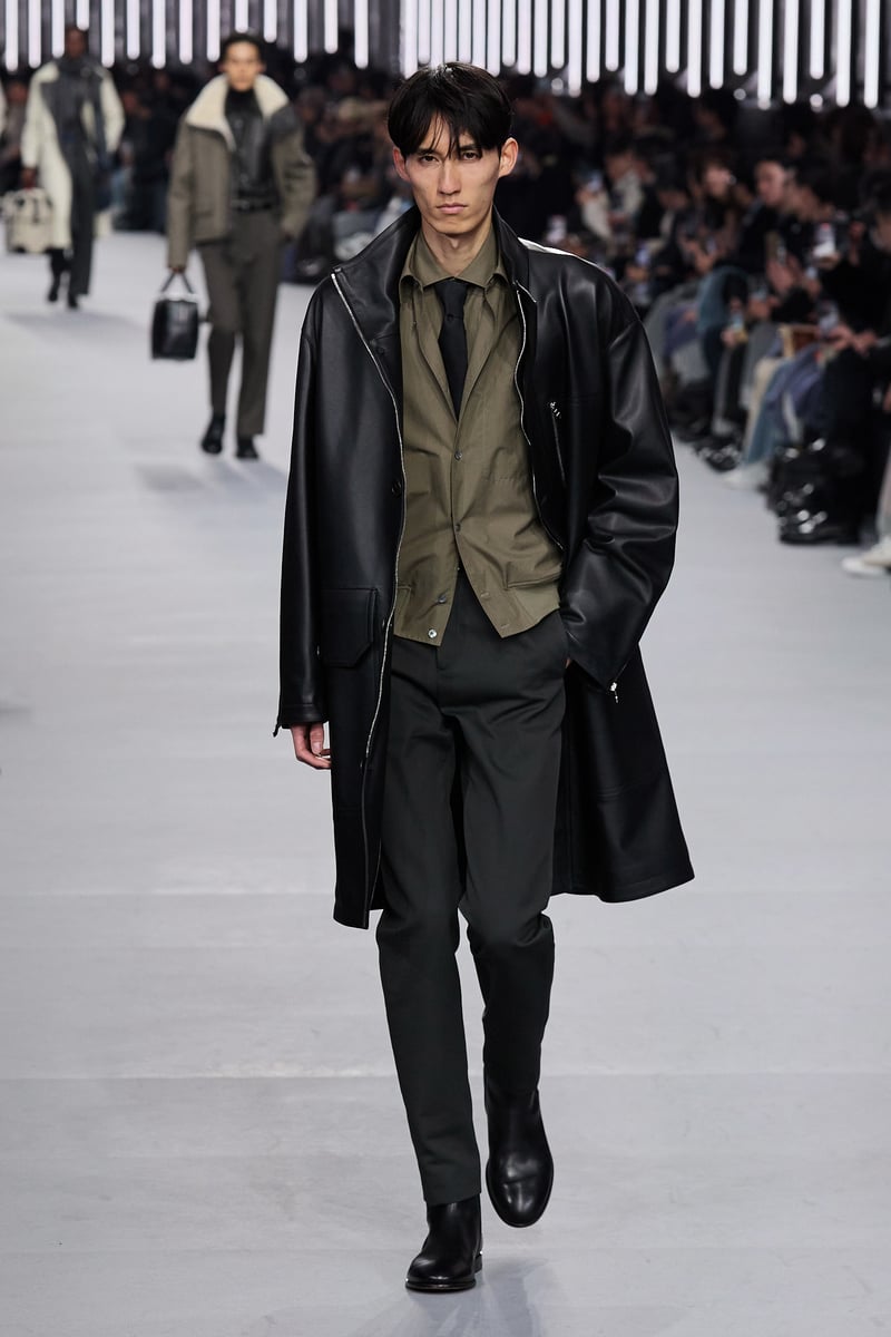 HERMÈS in TOKYO Men's Repeat Show 2026 “BRIDGE OF LIGHT” | 東京