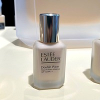 トワニー / センチュリー ザ・ファンデーションa オークル-Cの公式商品