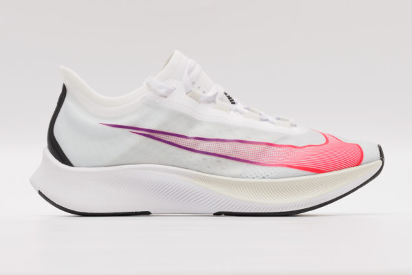 ナイキ ズーム フライ 3 （ZOOM FLY 3）のヒール高さを測定 - 君に逢え