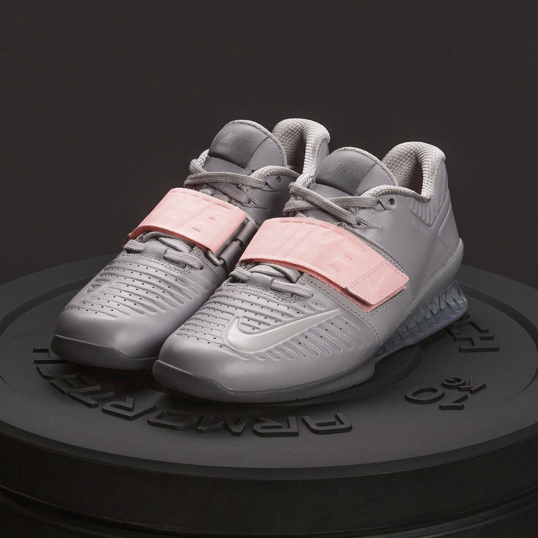 Nike - Romaleos 3 XD Women's Weightlifting Shoes (Atmosphere Grey
