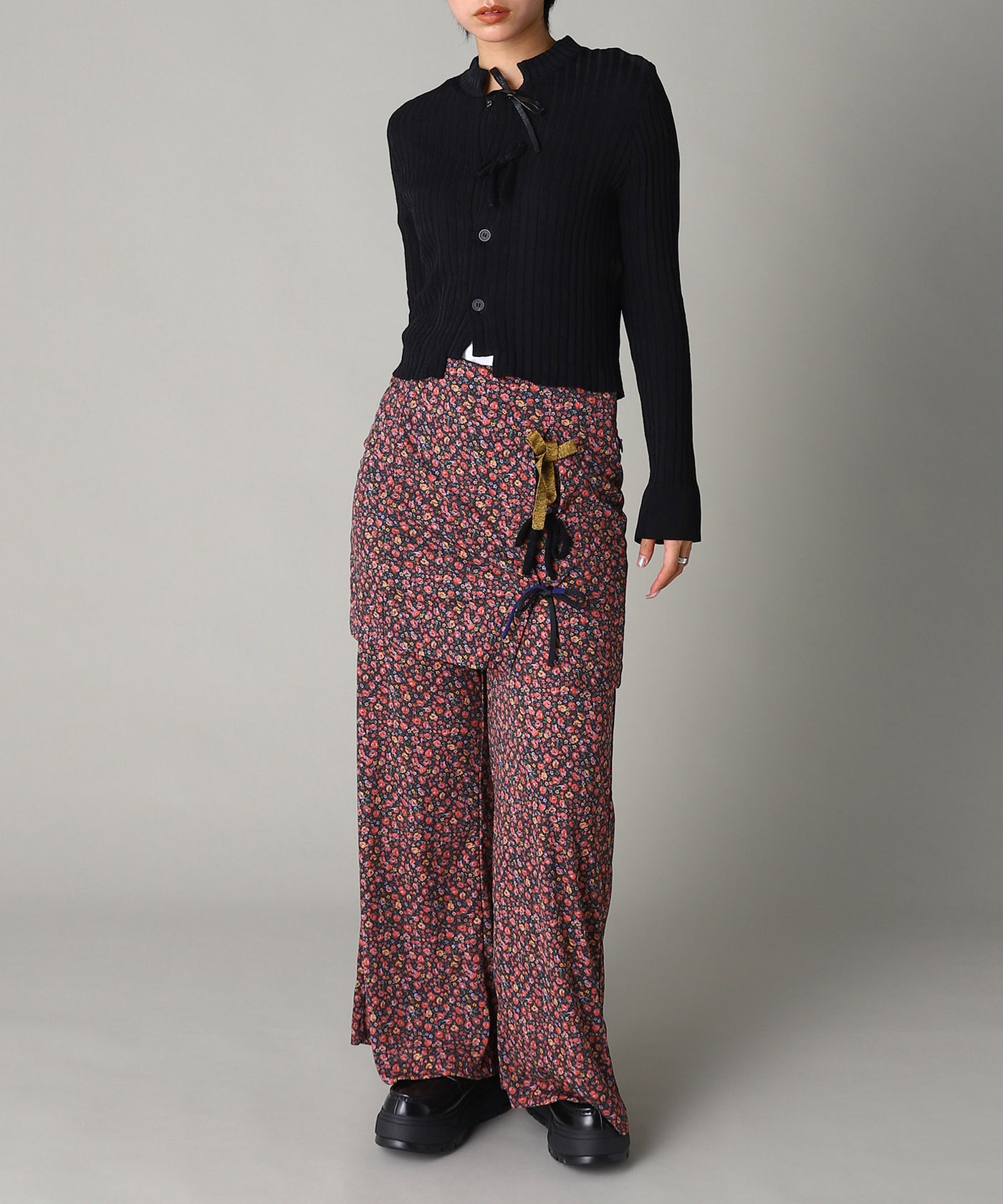 Smooth Jersey Pants ｜トーガプルラ(TOGA PULLA)｜Forget-me-nots