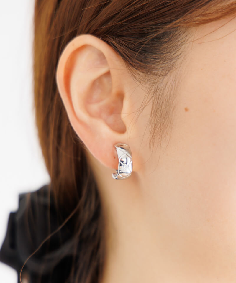 drop pearl earring ～ﾄﾞﾛｯﾌﾟﾊﾟｰﾙｲﾔﾘﾝｸﾞ | flower／フラワー公式通販