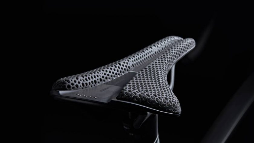adaptive-00-black-04-840x473.jpg