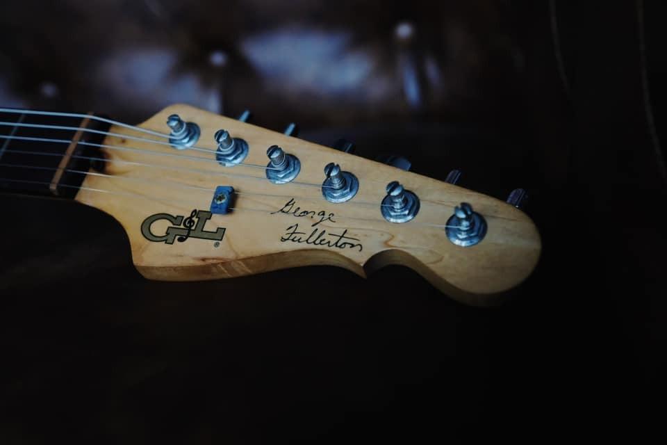 G&L George Fullerton Signature Legacy Strat (Used) – G77+