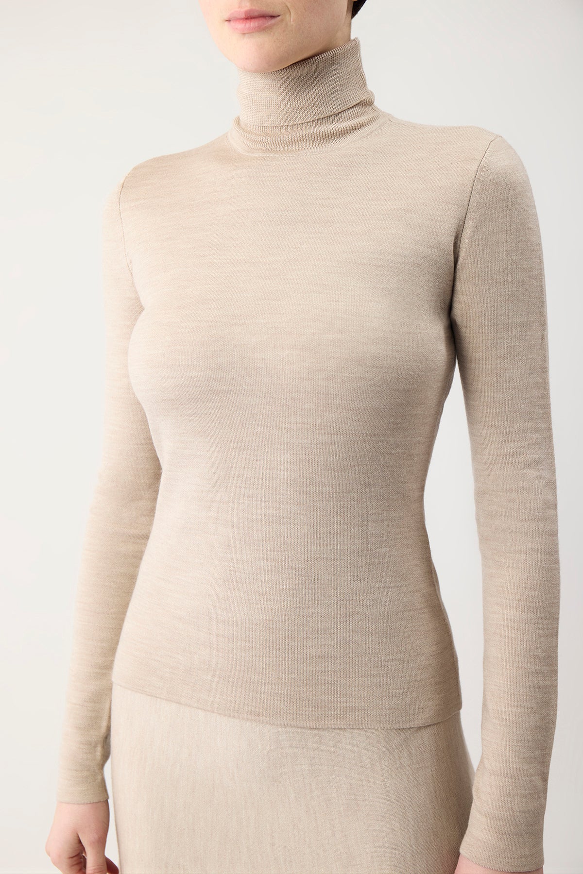 May Knit Turtleneck in Oatmeal Merino Wool Cashmere – Gabriela Hearst